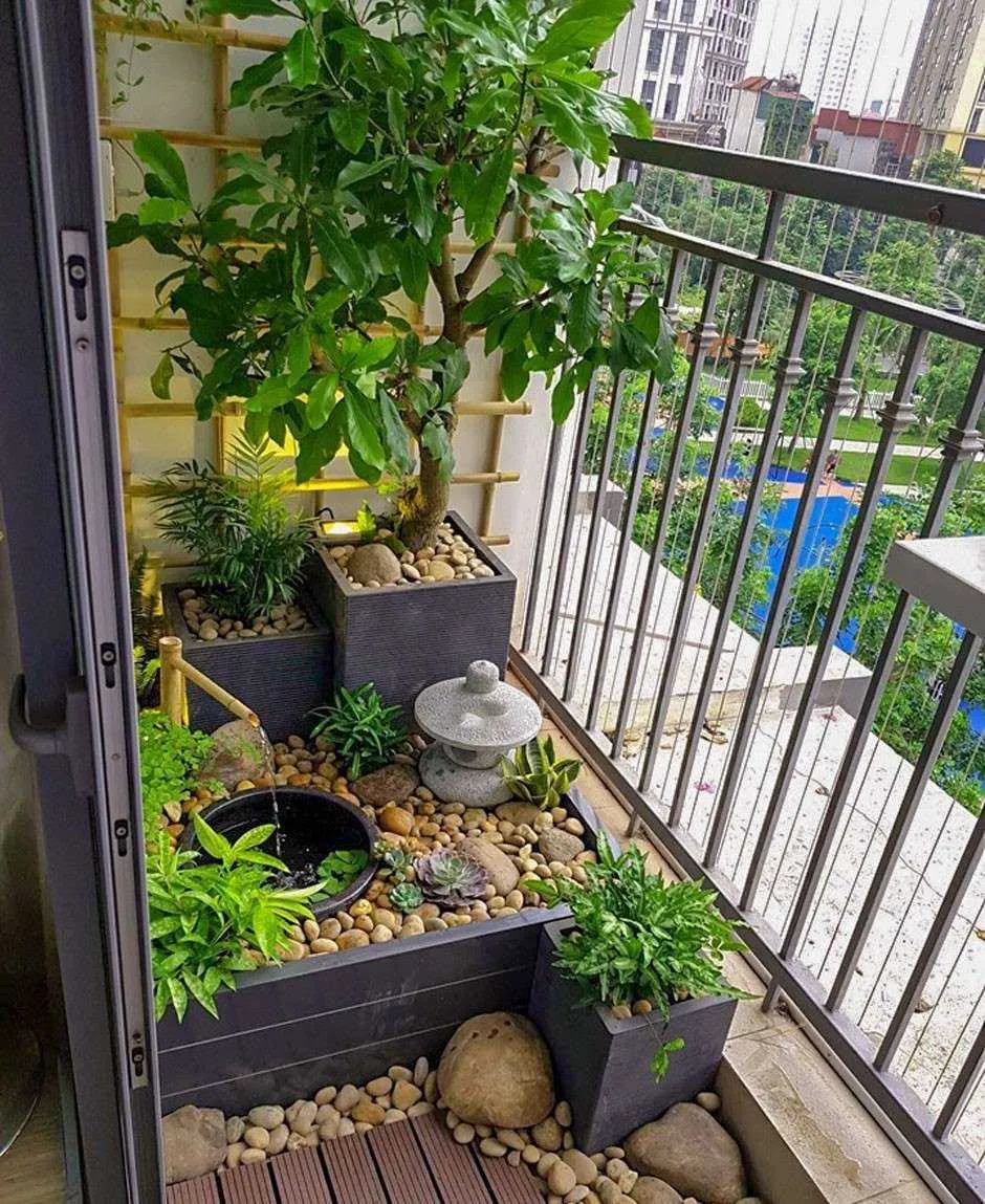 Thiết kế tiểu canh ban công cho nhà phố