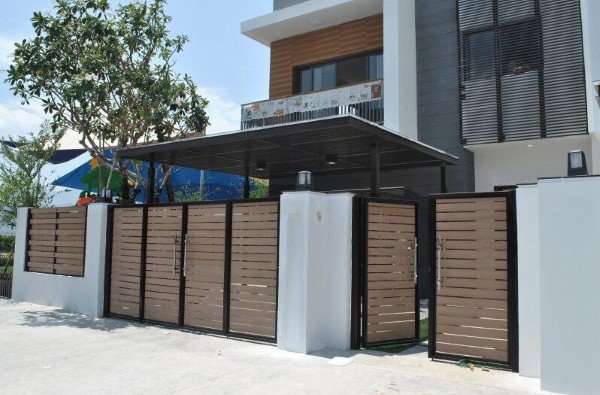 Mẫu cổng nhà phố gỗ tự nhiên – gỗ composite
