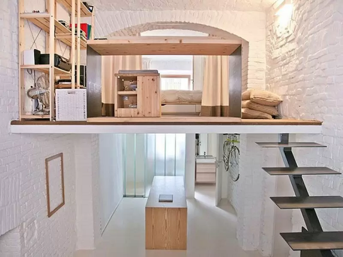 Nhà phố 2 tầng có gác lửng tiện nghi