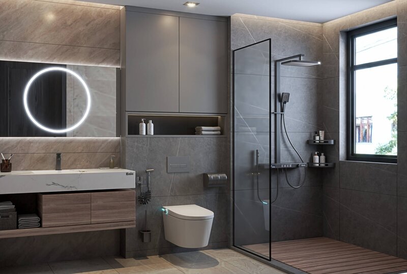Vách kính và hốc âm tường giúp phòng tắm căn hộ 55m2 gọn gàng, dễ vệ sinh